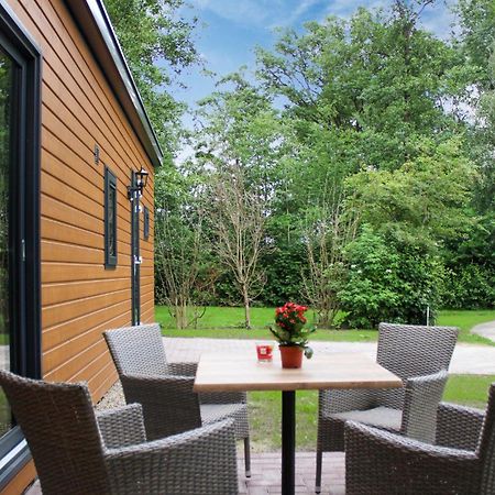 Chalet 11 Oosterwolde  Luaran gambar